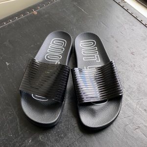 Adidas Slides! 🖤❤️‍🔥